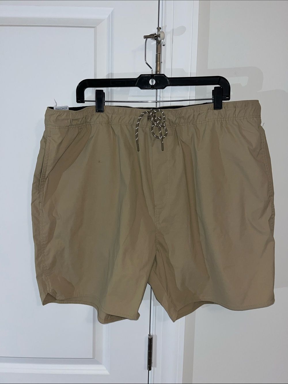 Mega pocket lined Tech Travel J Crew summer utility shorts XXL